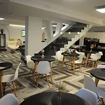 Residenza Roma Couette-café 4*