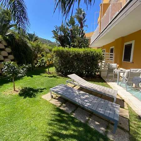 Residenza Roma 3* Tropea