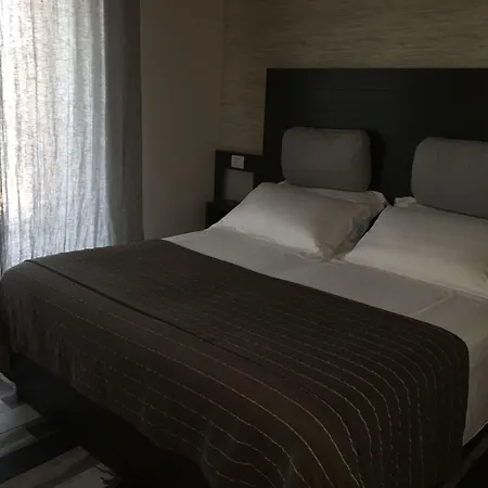 Bed & Breakfast Residenza Roma 4*