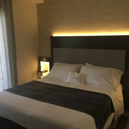 Residenza Roma 4*