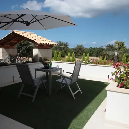 Alojamento de Acomodação e Pequeno-almoço Residenza Roma Tropea