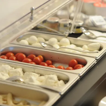 Alojamento de Acomodação e Pequeno-almoço Residenza Roma 3*