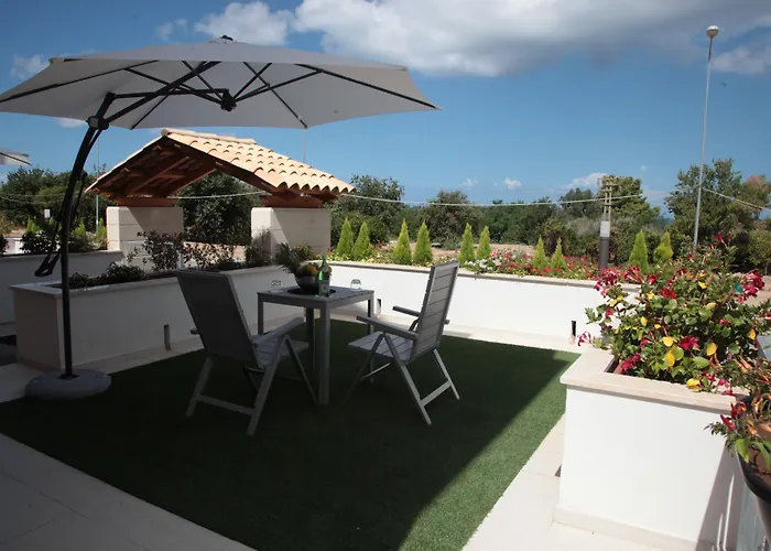 Oda ve Kahvaltı Residenza Roma Tropea